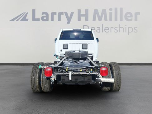New 2026 RAM 5500 Tradesman w/ Chrome Appearance Group image 5