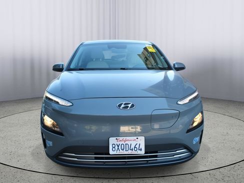 Used 2022 Hyundai Kona SEL w/ Convenience Package FWD image 3