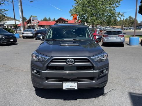 Used 2023 Toyota 4Runner TRD Sport w/ Technology Package AWD/4WD image 8