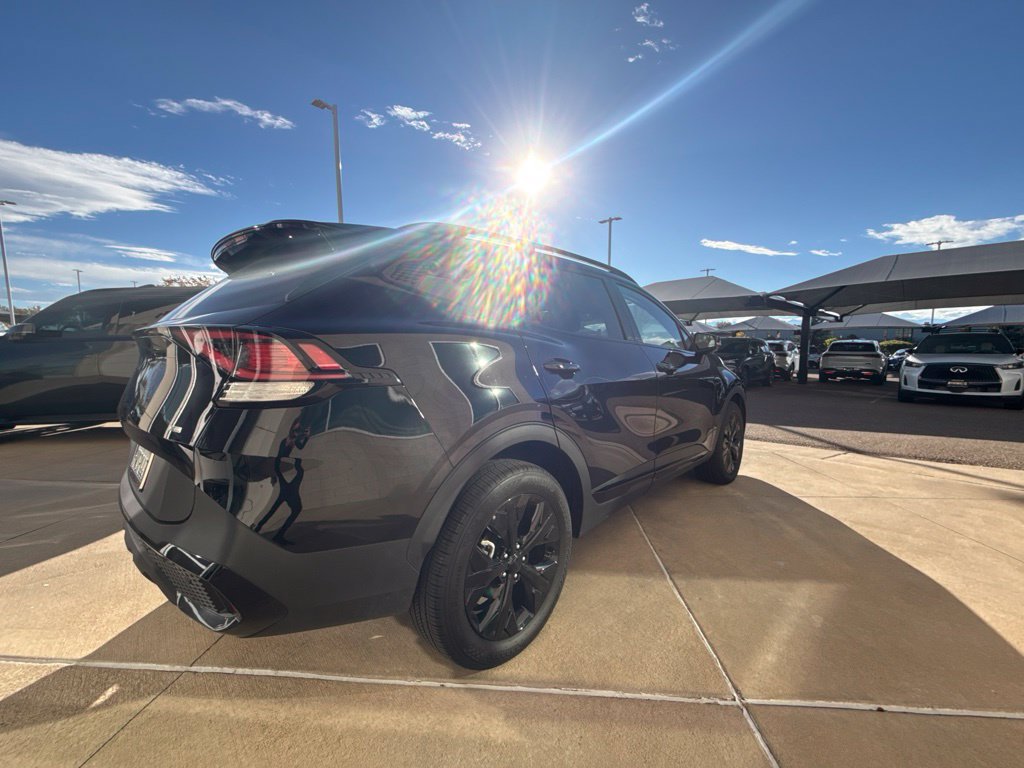 Used 2025 Kia Sportage X-Line w/ Premium Package AWD/4WD image 5