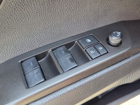 Used 2024 Toyota Camry SE FWD image 30