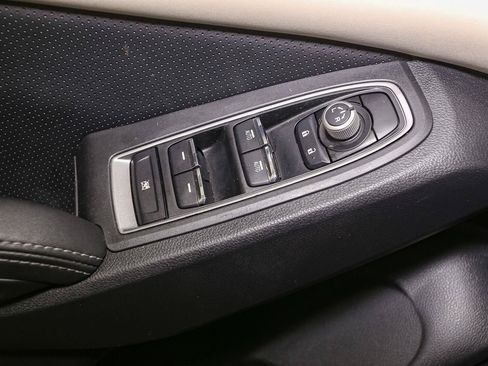 Used 2022 Subaru Ascent Limited w/ Technology Package AWD/4WD image 43
