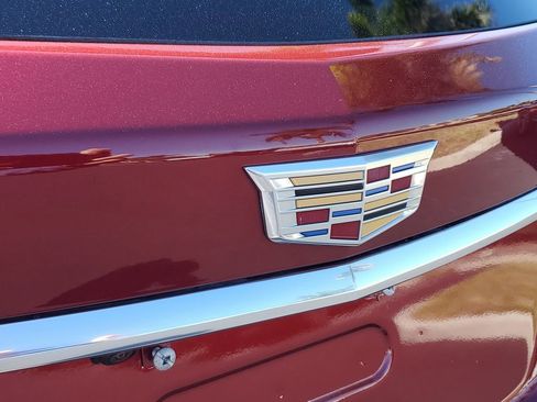 Used 2017 Cadillac XT5 Premium Luxury w/ Driver Assist Package image 29