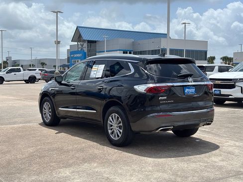 Used 2024 Buick Enclave Premium FWD image 18