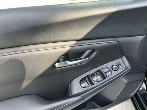 Used 2024 Nissan Sentra SV image 15