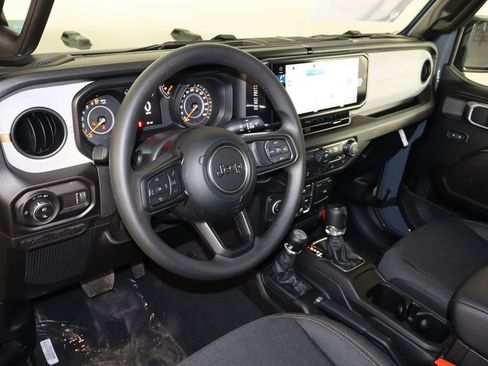 New 2026 Jeep Gladiator Sport image 25