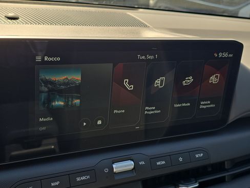 Certified 2025 Kia K4 FWD image 22