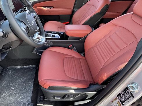 New 2025 Kia Sportage SX image 23
