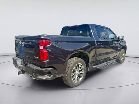 Used 2024 Chevrolet Silverado 1500 RST w/ Z71 Off-Road Package AWD/4WD image 3