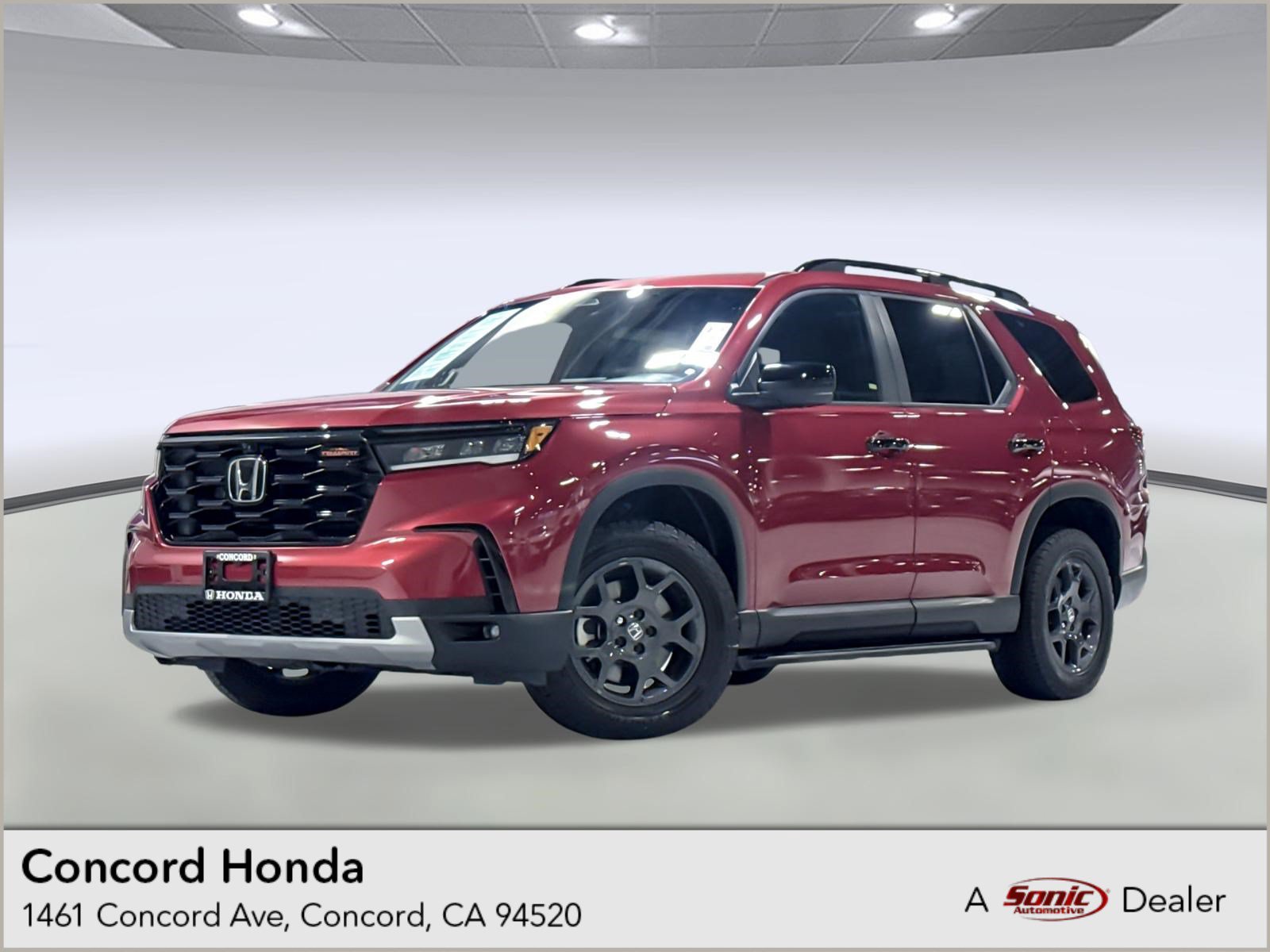 Used 2023 Honda Pilot TrailSport image 1