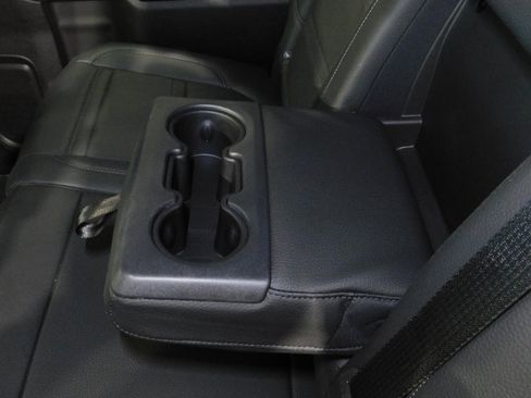 Used 2022 GMC Sierra 3500 Denali w/ Technology Package image 69