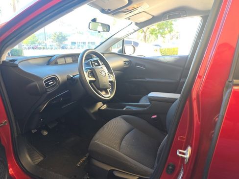 Used 2016 Toyota Prius Two image 4