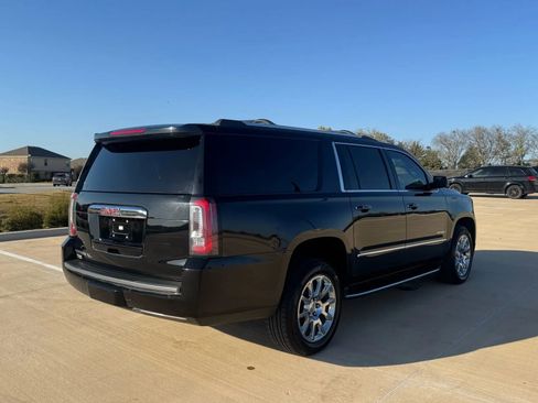 Used 2018 GMC Yukon XL Denali w/ Open Road Package image 4