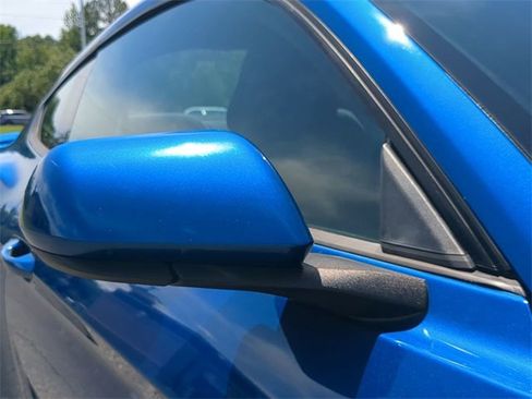 Used 2017 Ford Mustang GT image 11