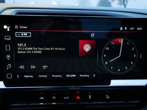 Certified 2022 GMC Sierra 1500 Elevation w/ X31 Off-Road Package image 18