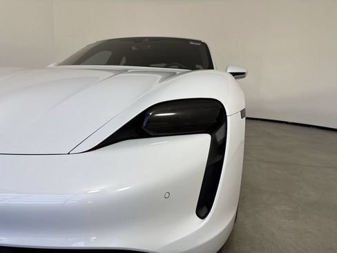 Certified 2020 Porsche Taycan Turbo S AWD/4WD image 11