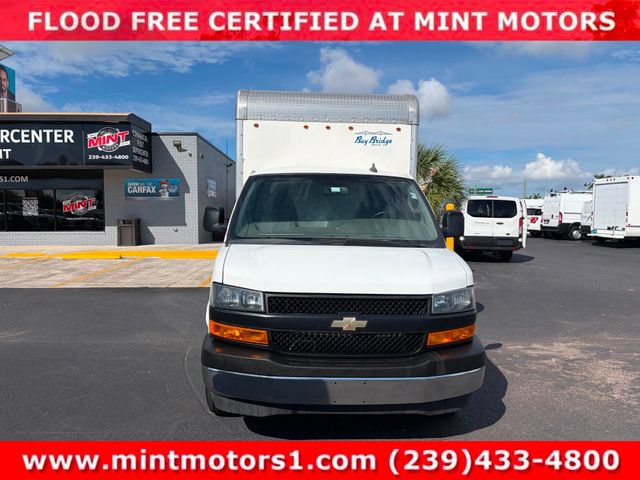 Used 2022 Chevrolet Express 3500 w/ Power Convenience Package RWD image 7