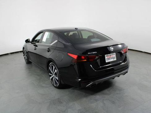 Certified 2019 Nissan Altima 2.5 SR FWD image 16