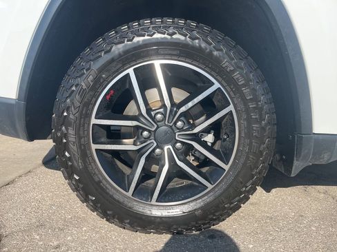 Used 2020 Jeep Grand Cherokee Trailhawk image 21