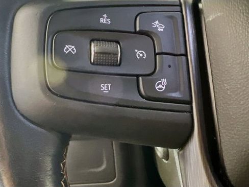 Used 2023 GMC Yukon AT4 image 17