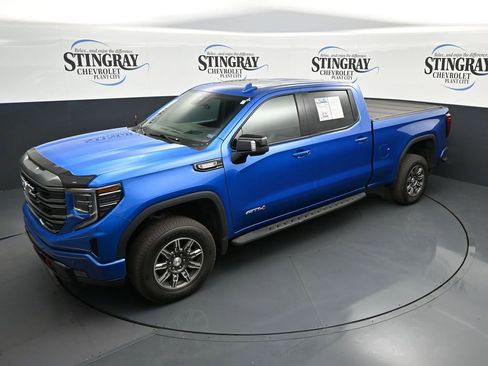 Used 2024 GMC Sierra 1500 AT4 w/ Technology Package image 11