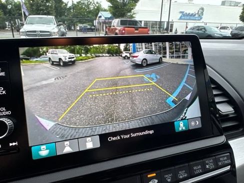Used 2026 Honda Odyssey EX-L image 18