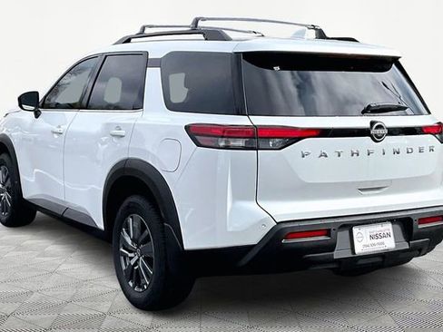 New 2025 Nissan Pathfinder SV image 3