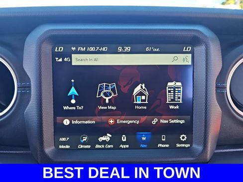 Used 2023 Jeep Wrangler Unlimited Rubicon 4xe w/ Steel Bumper Group AWD/4WD image 21