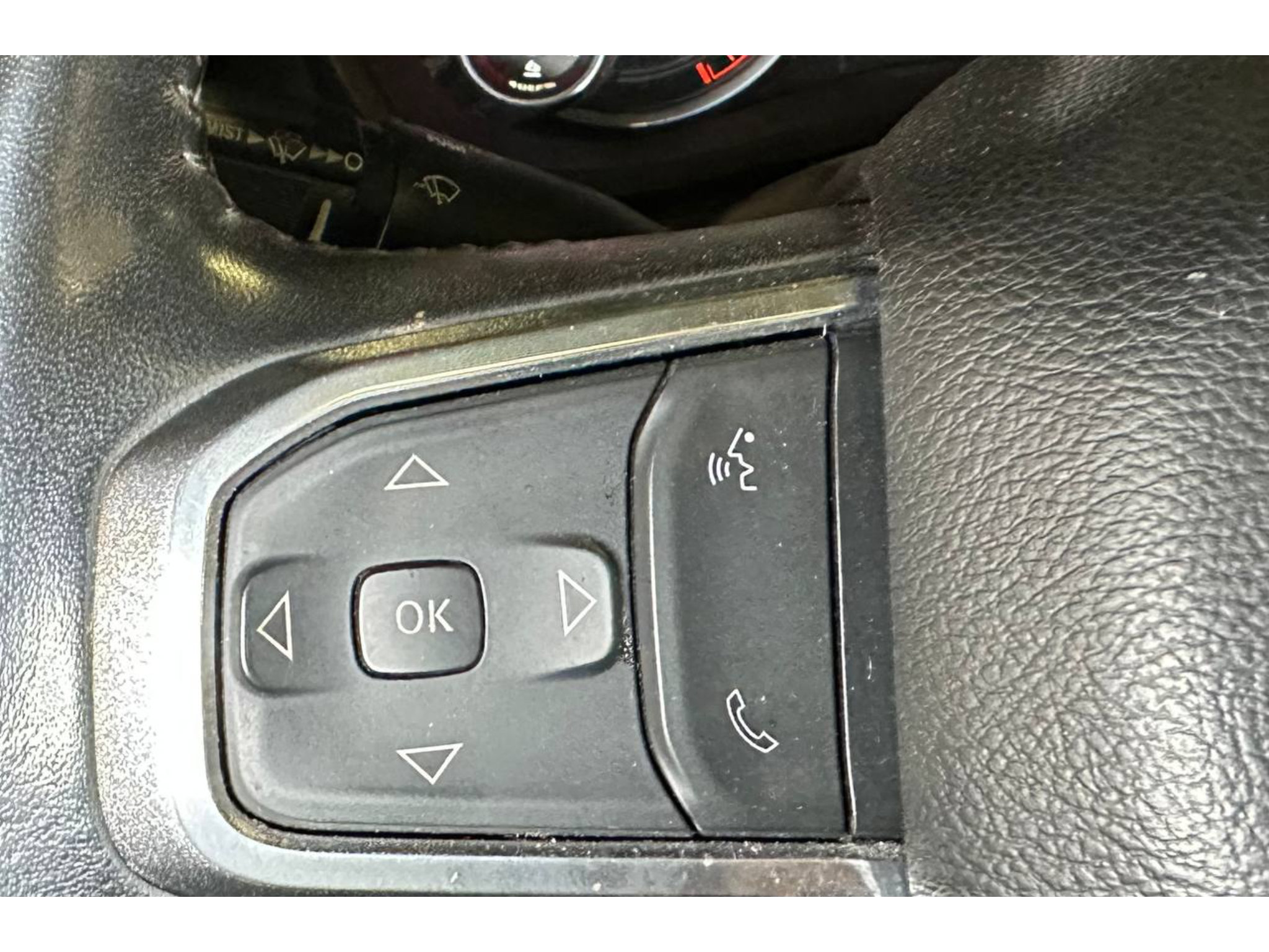 Used 2023 RAM 3500 Laramie AWD/4WD image 17