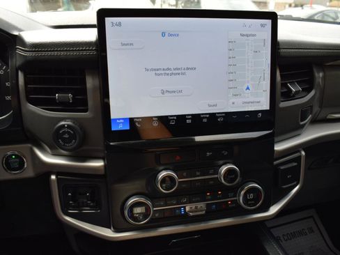 Used 2022 Ford Expedition XLT AWD/4WD image 27