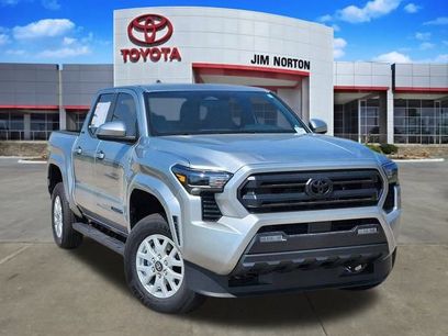 New 2025 Toyota Tacoma SR5