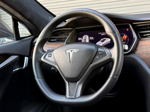 Used 2018 Tesla Model S 100D AWD/4WD image 10