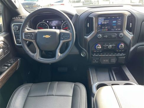 Used 2023 Chevrolet Silverado 2500 High Country w/ Z71 Off-Road Package image 16