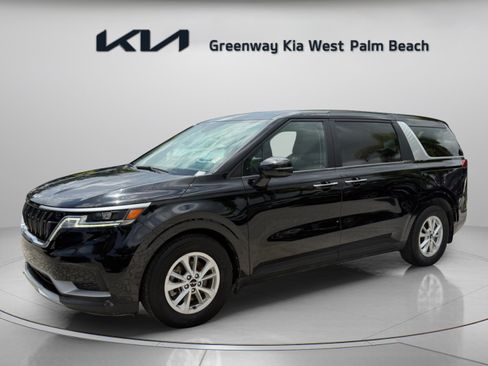 Used 2022 Kia Carnival LX FWD image 3