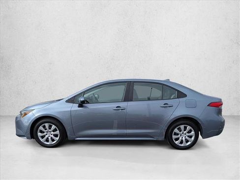 Certified 2023 Toyota Corolla LE image 9