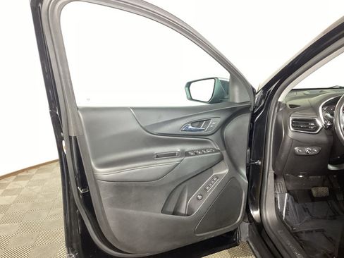 Used 2018 Chevrolet Equinox Premier AWD/4WD image 14