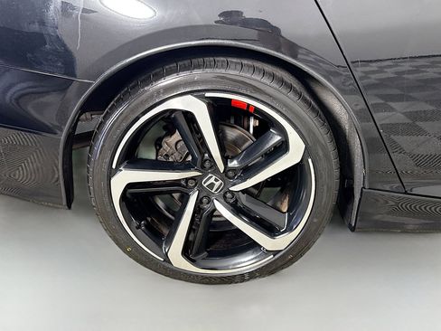 Used 2019 Honda Accord Sport image 33