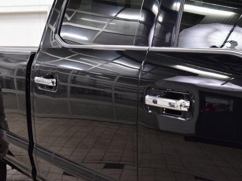 Used 2022 Ford F450 Platinum w/ FX4 Off-Road Package image 19