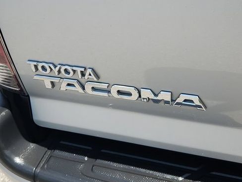 Used 2013 Toyota Tacoma 4x4 Double Cab w/ TRD Sport Pkg image 29