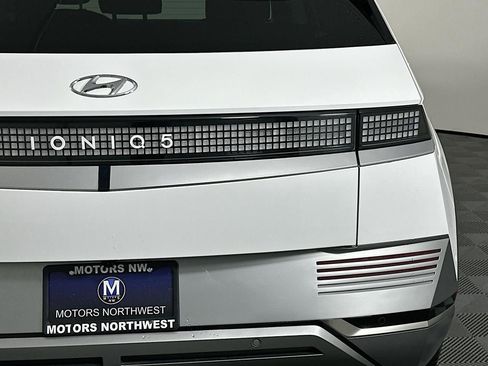 Used 2024 Hyundai Ioniq 5 Limited image 26