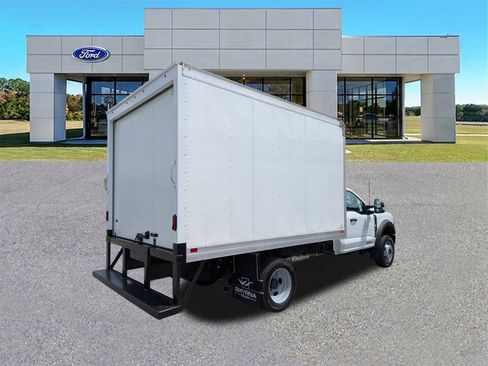 New 2026 Ford F550 4x4 Regular Cab Super Duty w/ XL Chrome Package image 2