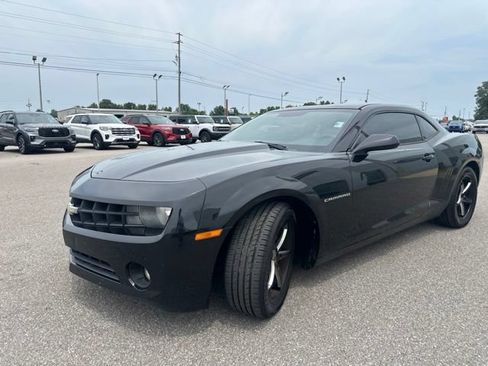 Used 2013 Chevrolet Camaro LS RWD image 21