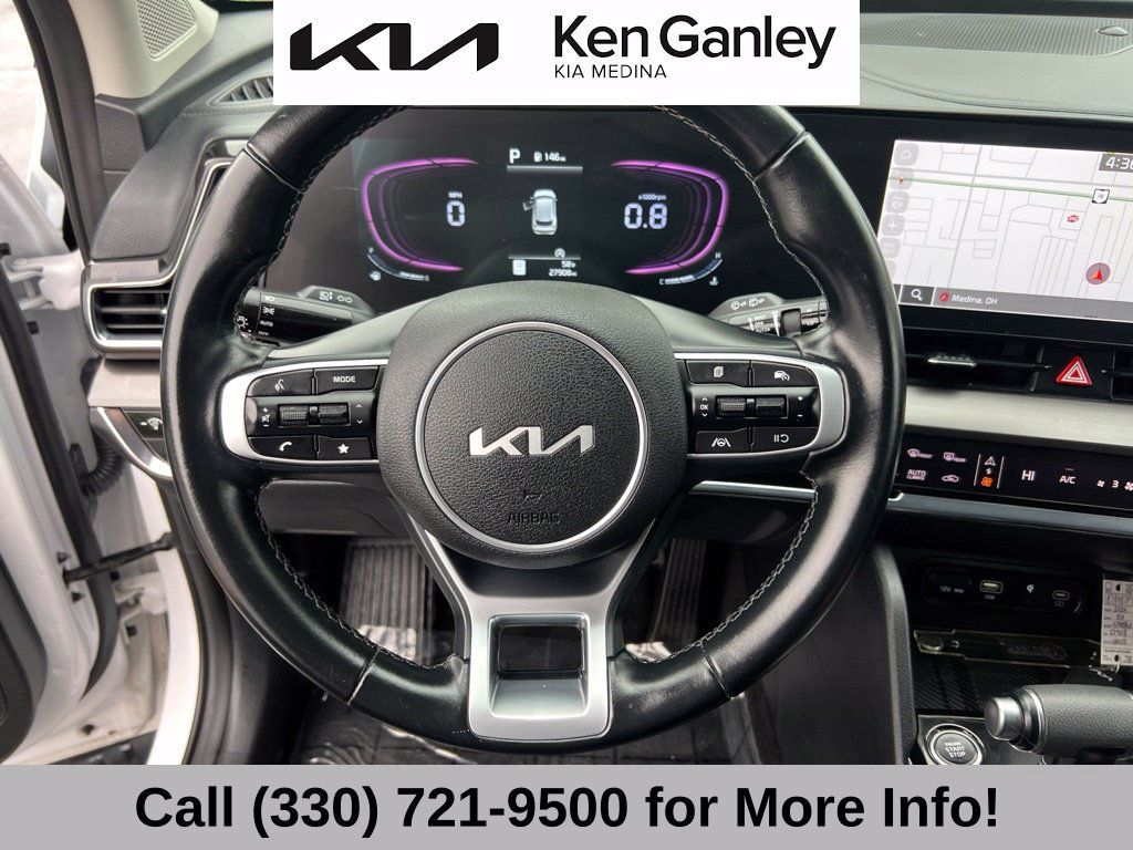 Certified 2024 Kia Sportage EX FWD image 32
