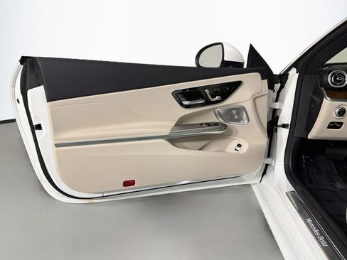 New 2027 Mercedes-Benz CLE 300 4MATIC Coupe image 20