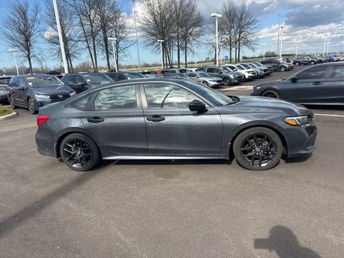 Used 2024 Honda Civic Sport image 6