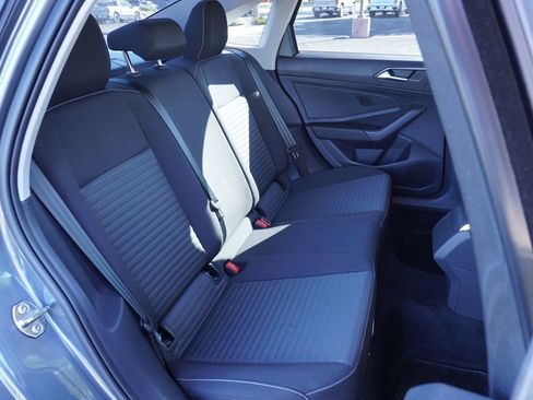 Used 2023 Volkswagen Jetta S image 9