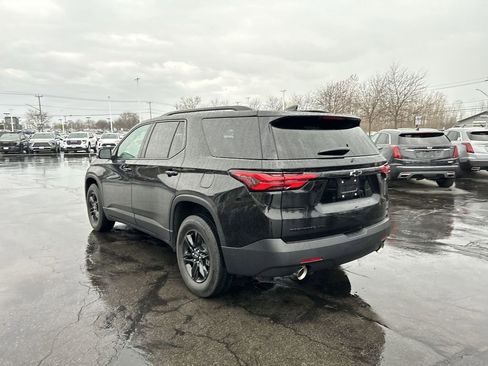 Used 2023 Chevrolet Traverse LT w/ Midnight/Sport Edition image 6