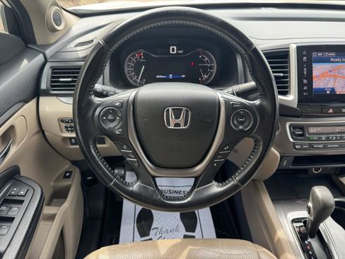 Used 2017 Honda Ridgeline RTL-T image 11