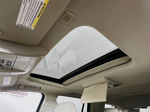 Used 2020 GMC Yukon Denali w/ Open Road Package image 21