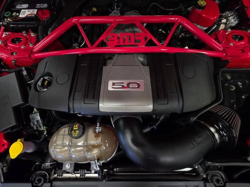Used 2019 Ford Mustang GT w/ Equipment Group 301A RWD image 3